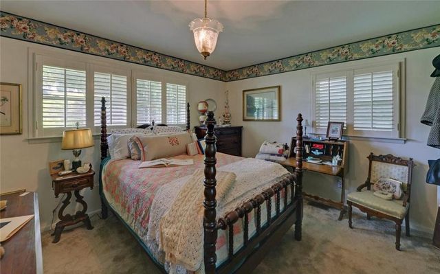 4593 T Moore Road, Oakwood, GA 30566