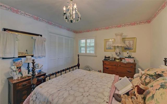 4593 T Moore Road, Oakwood, GA 30566