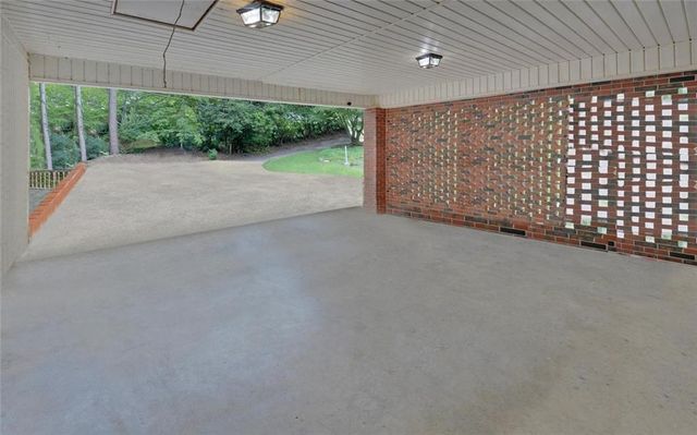 4593 T Moore Road, Oakwood, GA 30566
