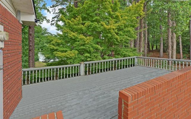 4593 T Moore Road, Oakwood, GA 30566