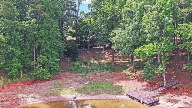4593 T Moore Road, Oakwood, GA 30566