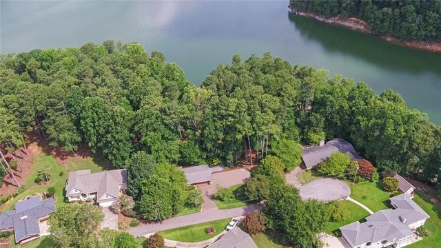 4593 T Moore Road, Oakwood, GA 30566