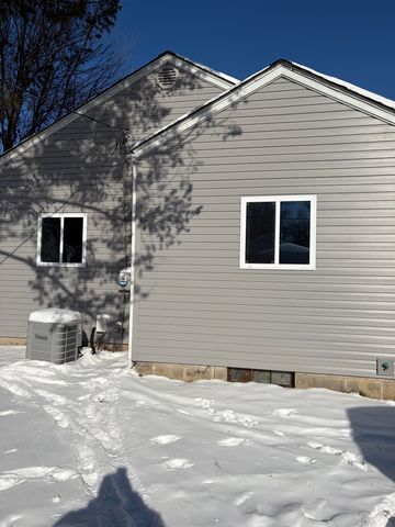 1934 E BOWMAN Street, South Bend, IN 46613