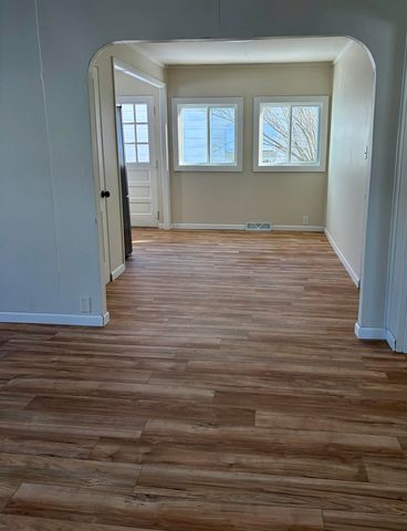 1934 E BOWMAN Street, South Bend, IN 46613