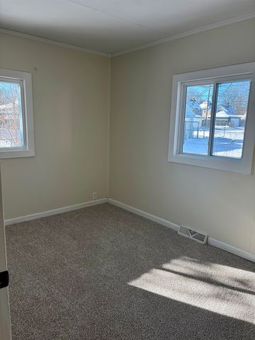 1934 E BOWMAN Street, South Bend, IN 46613