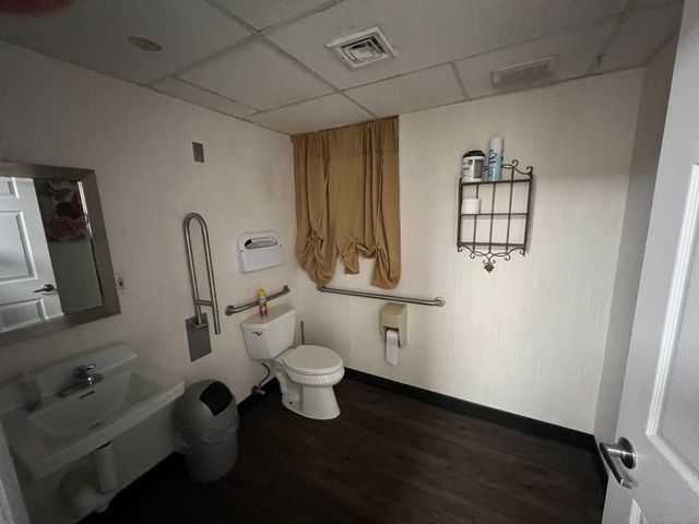 153 Main Street STE 15, Manchester, CT 06042