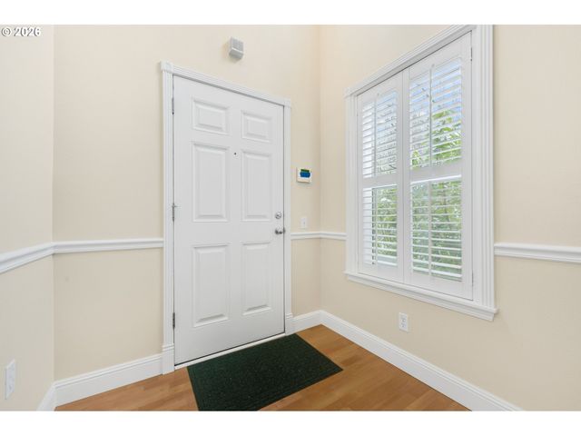 2886 Nw KENNEDY Ct, Portland, OR 97229