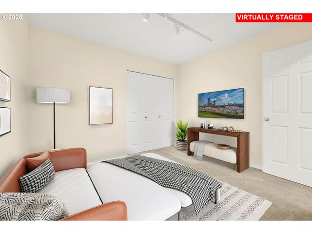 2886 Nw KENNEDY Ct, Portland, OR 97229