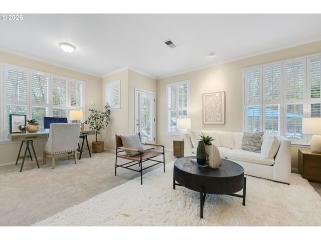 2886 Nw KENNEDY Ct, Portland, OR 97229