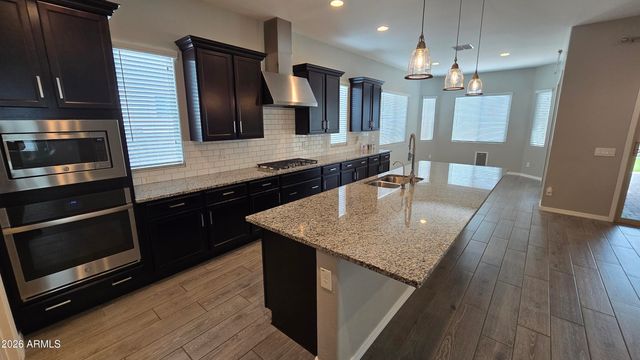 18351 W MERCER Lane, Surprise, AZ 85388