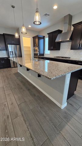 18351 W MERCER Lane, Surprise, AZ 85388