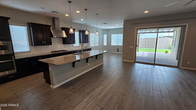 18351 W MERCER Lane, Surprise, AZ 85388