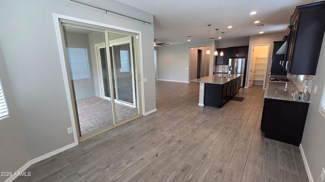 18351 W MERCER Lane, Surprise, AZ 85388