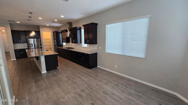 18351 W MERCER Lane, Surprise, AZ 85388