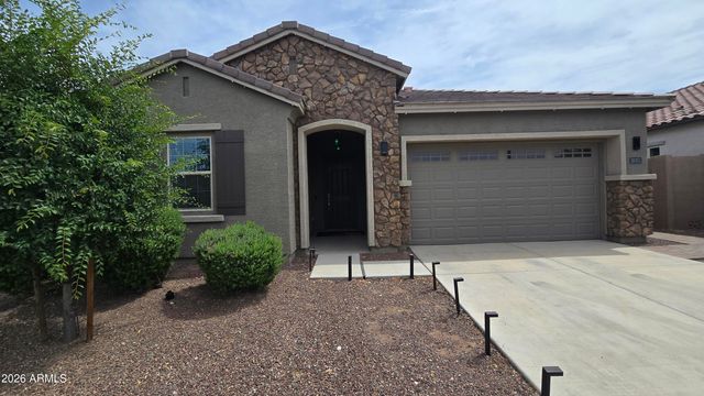 18351 W MERCER Lane, Surprise, AZ 85388