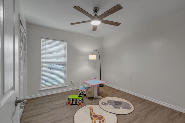 6217 Alta Oaks Drive, Garland, TX 75043