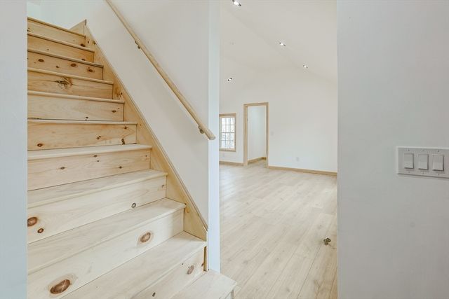 3 Robert St, Attleboro, MA 02703