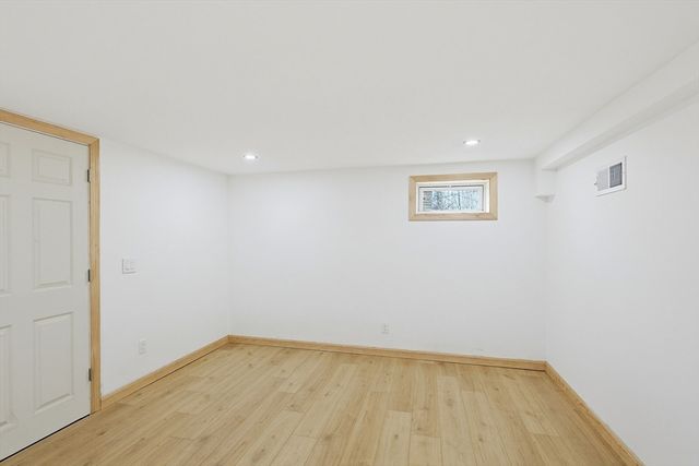 3 Robert St, Attleboro, MA 02703