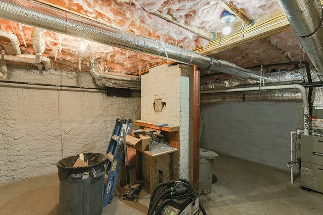 3 Robert St, Attleboro, MA 02703