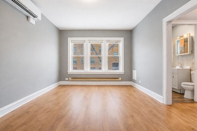 8001 S Maryland Avenue, Chicago, IL 60619