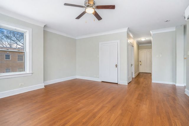 8001 S Maryland Avenue, Chicago, IL 60619