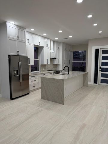 8676 Doverbrook Drive, Palm Beach Gardens, FL 33410