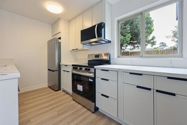 4185 Mount Alifan d, San Diego, CA 92111