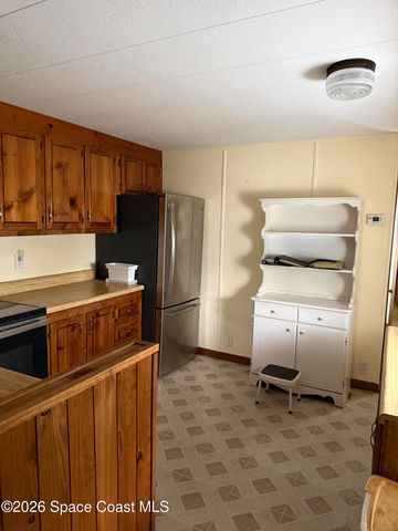 456 Holiday Park Boulevard NE, Palm Bay, FL 32907