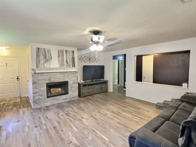 13621 Ponderosa Ranch Road, Fort Worth, TX 76262