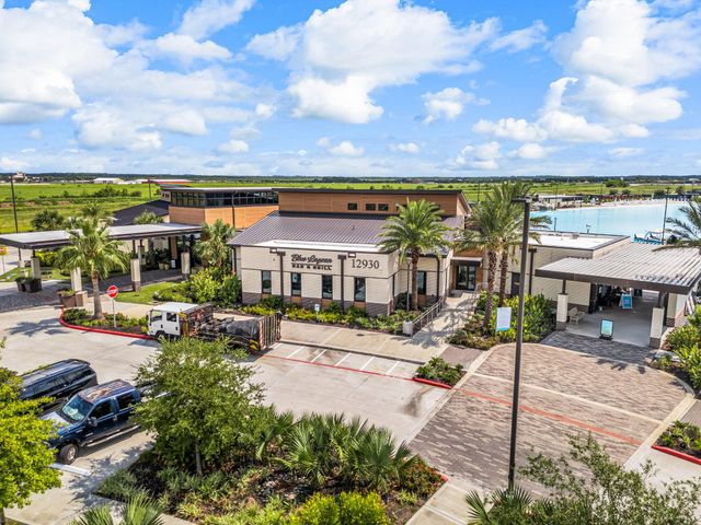 13721 Gaff Rig Drive, Texas City, TX 77510