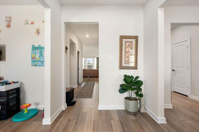 13721 Gaff Rig Drive, Texas City, TX 77510