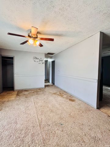 520 Beechwood Drive, Monticello, IN 47960