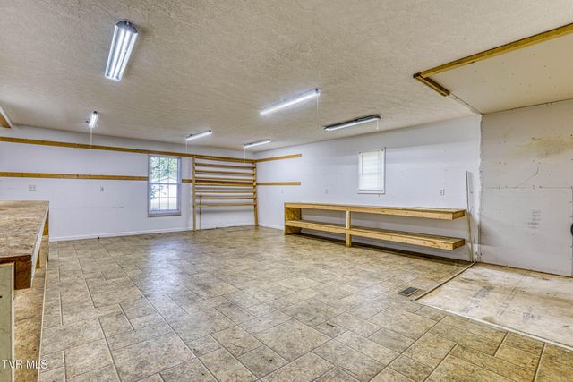 812 East Main Street, Rogersville, TN 37857