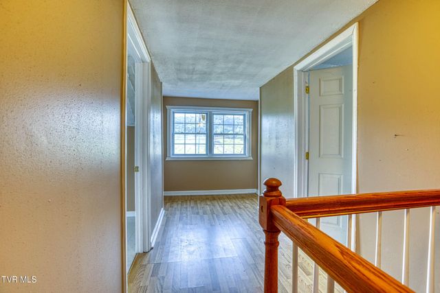 812 East Main Street, Rogersville, TN 37857