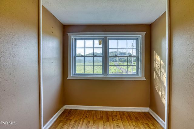 812 East Main Street, Rogersville, TN 37857