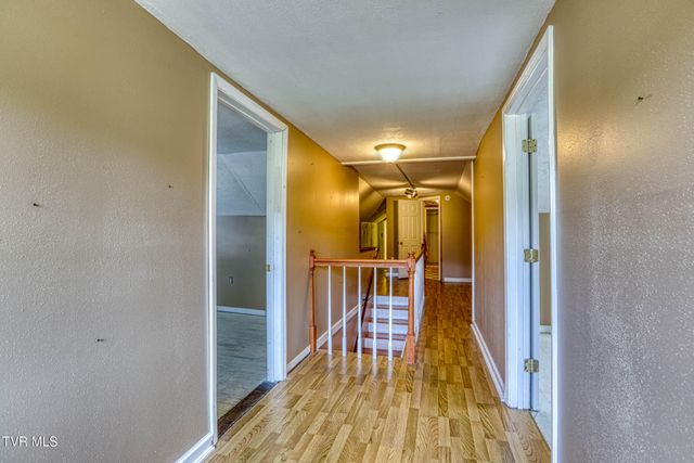 812 East Main Street, Rogersville, TN 37857