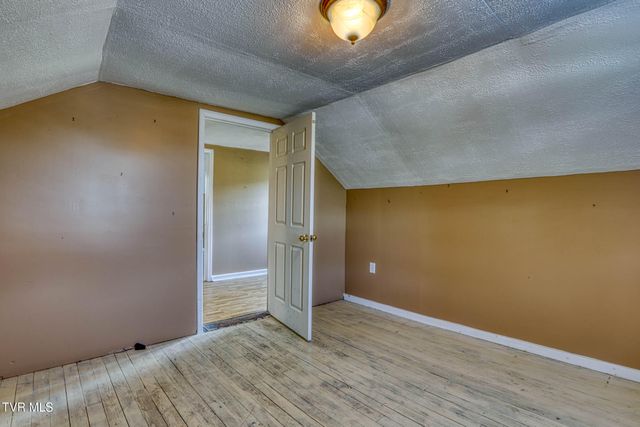 812 East Main Street, Rogersville, TN 37857