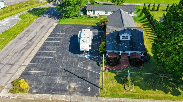 812 East Main Street, Rogersville, TN 37857
