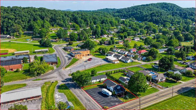 812 East Main Street, Rogersville, TN 37857
