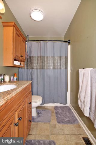 81 E BROOKFIELD, Lebanon, PA 17046