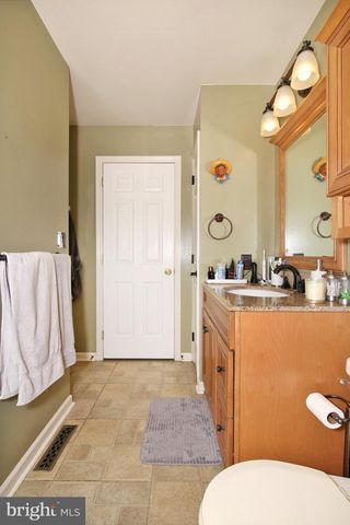 81 E BROOKFIELD, Lebanon, PA 17046