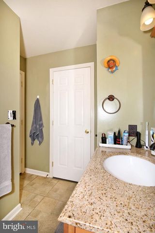 81 E BROOKFIELD, Lebanon, PA 17046
