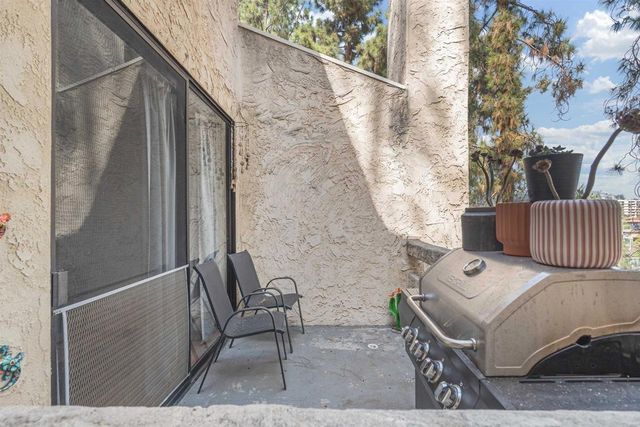 7940 University Avenue 22, La Mesa, CA 91942