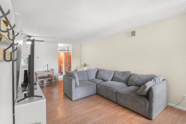 7940 University Avenue 22, La Mesa, CA 91942