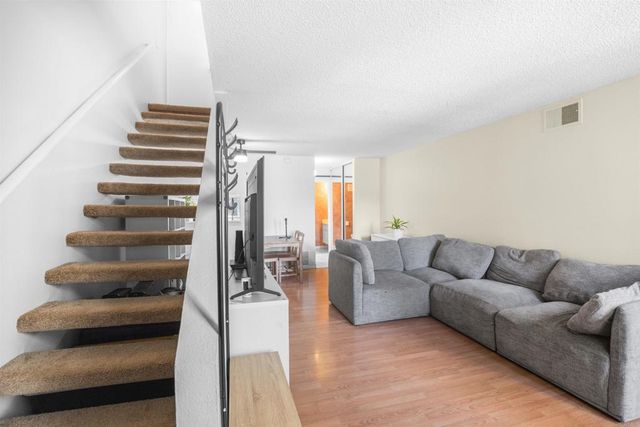 7940 University Avenue 22, La Mesa, CA 91942