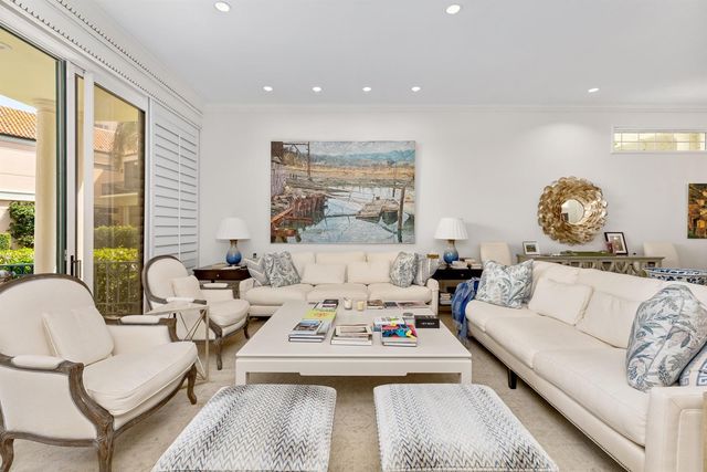 307 Everglade Avenue, Palm Beach, FL 33480