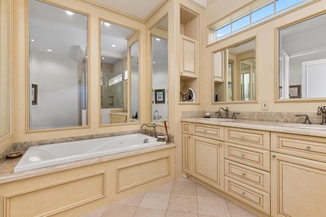307 Everglade Avenue, Palm Beach, FL 33480