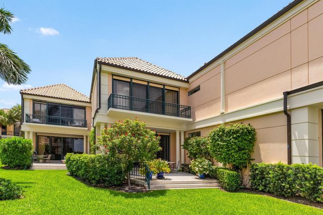 307 Everglade Avenue, Palm Beach, FL 33480
