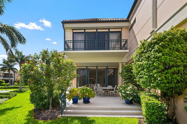 307 Everglade Avenue, Palm Beach, FL 33480