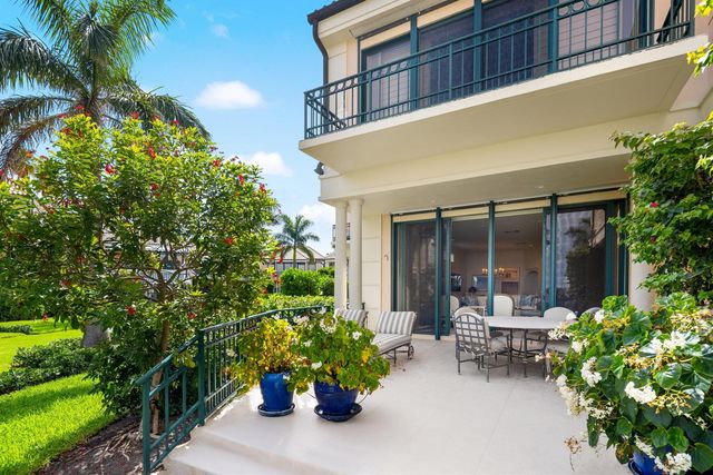 307 Everglade Avenue, Palm Beach, FL 33480